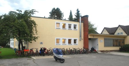 Caritas Vorarlberg - Leben im Flüchtlingshaus Abraham